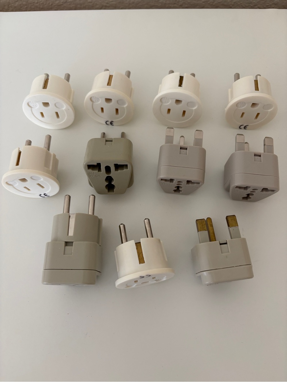 🧡 International 11 Travel Adapters